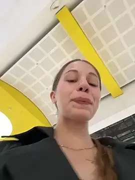 Stripchat Live Sex of Olivia_Jemison