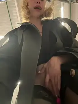 Stripchat Watch Live Sex Cams of Olivia_Jemison