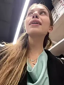 Stripchat Sex Chat of Olivia_Jemison