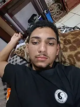 Stripchat Free Live Porn of andre_oliver2