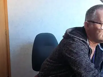 Stripchat Live Sex of daddy_man