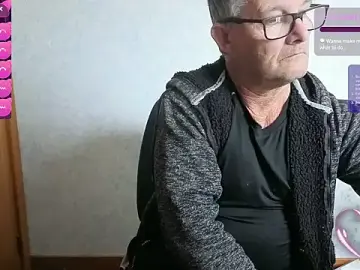 Stripchat Watch Live Sex Cams of daddy_man