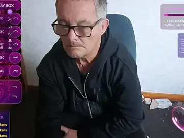 Stripchat Live Sex of daddy_man