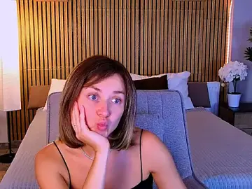Stripchat Free Porn Cam of EmeraldGlow