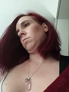 Stripchat Live Sex Cam of Bella_Chloe_Rose