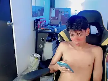 Stripchat Live Sex Cam of Liarr_