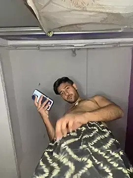 Stripchat Free Live Porn of Theguyat12am