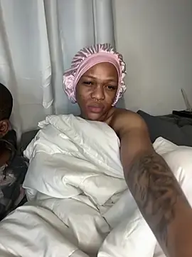 Stripchat Live Sex Cam of BonnyMolhada