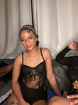 Stripchat Live Porn of BonnyMolhada