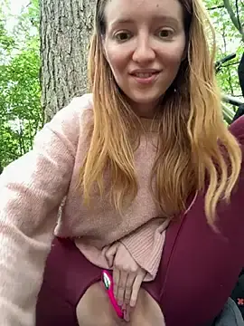 Stripchat Sex Cam of FayeFlame