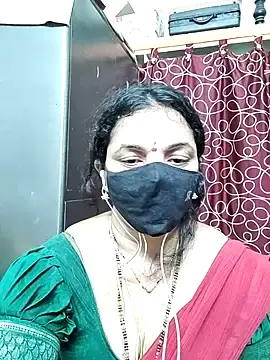 Stripchat Free Porn Cam of Leela_555