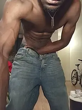 Stripchat Best live sex cam show of Ndolet78