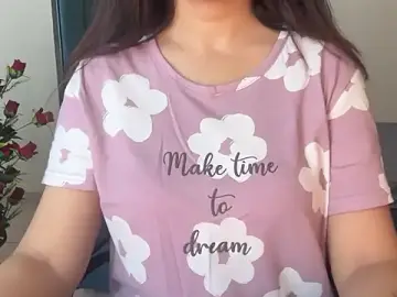Stripchat Sex Cam of PiNk_ViBeS_