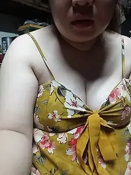 Stripchat Free Porn Cam of VyOanh2K