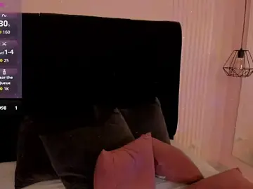 Stripchat Live Sex Cam of nina_laurentt