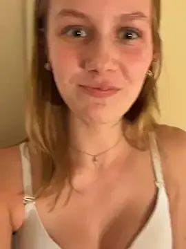 Stripchat Live Porn of Katharina_Luna