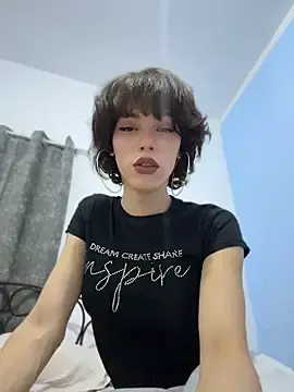 Stripchat Free Porn Cam of Carlita_cute