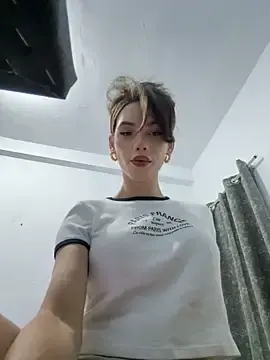Stripchat Adult Video Chat of Carlita_cute