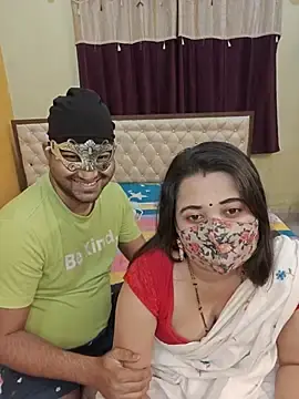 Stripchat Free Porn Cam of MONAJI_HOT