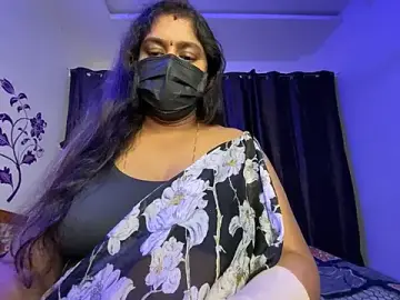 Stripchat Live Sex of UR_Chocogirl