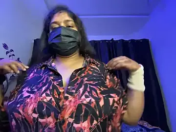 Stripchat Live Porn of UR_Chocogirl