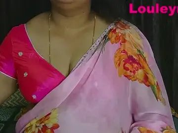 Stripchat Free Live Porn of UR_Chocogirl