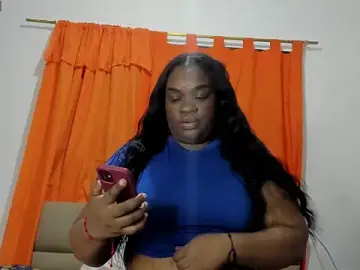 Stripchat Free Live Porn of lilybaudyn_