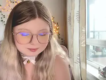 Stripchat Best live sex cam show of YukiBlush