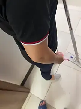 Stripchat Live Sex Cam of gaojujiang_8