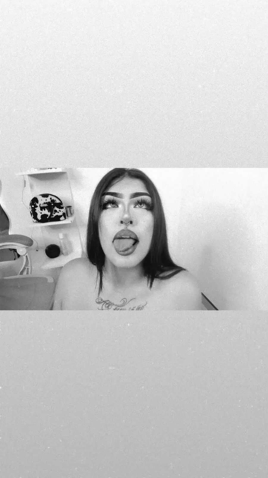 hollycute__