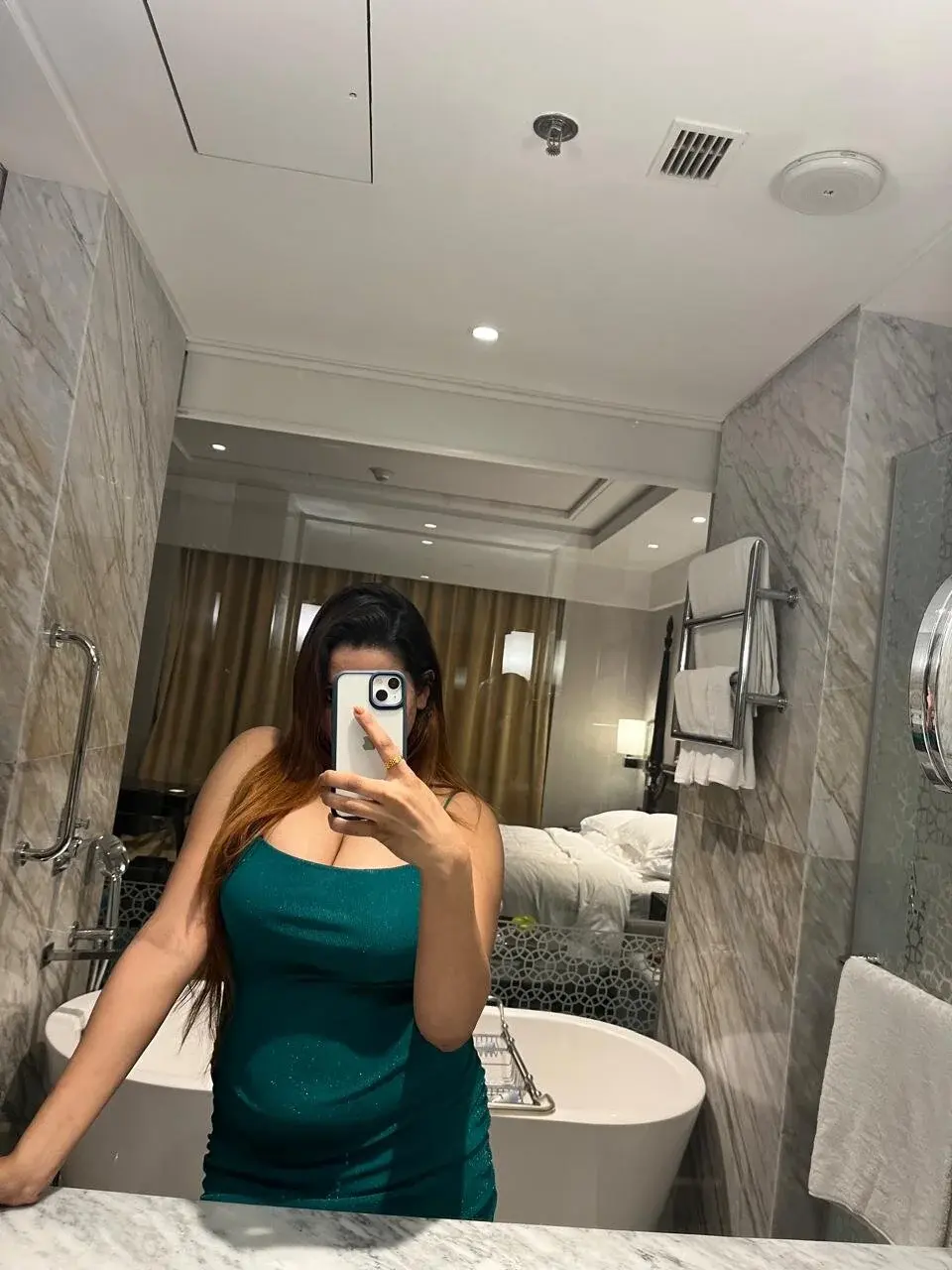Wildbitchfuckk