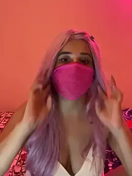 Stripchat Free Porn Cam of Lucey_001