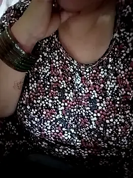 Stripchat Nude Webcam of Simran_008