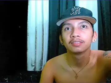 Stripchat Adult Video Chat of dylan_hardfucker