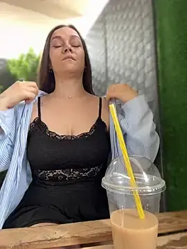 Stripchat Free Live Porn of CrazyTori