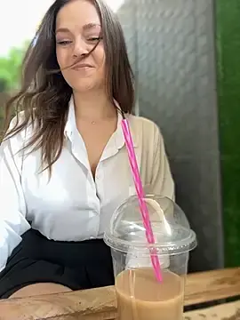 Stripchat Sex Cam of CrazyTori