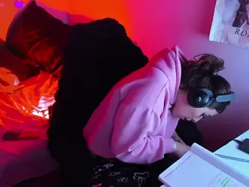 Stripchat Free Porn Cam of bonnie_moon_