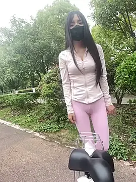Stripchat Live Sex Cam of xiao-Lin