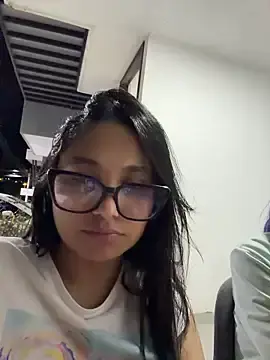 Stripchat Watch Live Sex Cams of Cuteprincess21