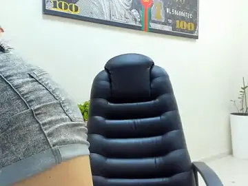 Stripchat Live Sex Cam of Ellina_Star