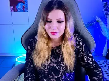 Stripchat Nude Webcam of LilitEverly