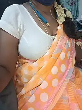 Stripchat Nude Webcam of Tamil-hotwife