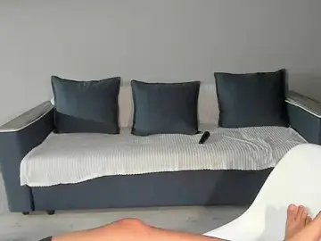 Stripchat Free Porn Cam of im_lucky_adam