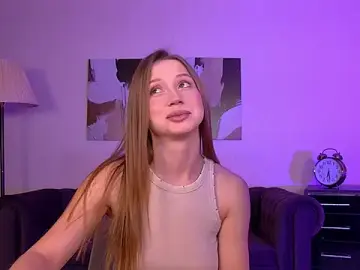 Stripchat Free Porn Cam of LoraVey