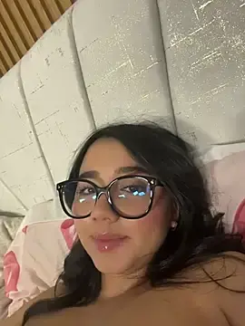 Stripchat Live Sex Cam of Michelle_Zoe