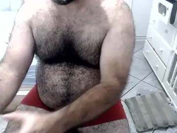 Stripchat Free Porn Cam of MysterBearMG