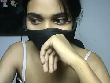 Stripchat Live Sex Cam of Shanaya_xo