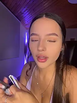 Stripchat Free Live Porn of Sofia18_pinkk