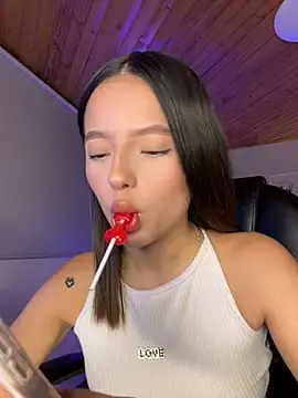 Stripchat Adult Webcam of Sofia18_pinkk