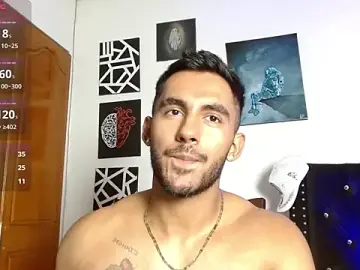 Stripchat Adult Webcam of romanpearce_